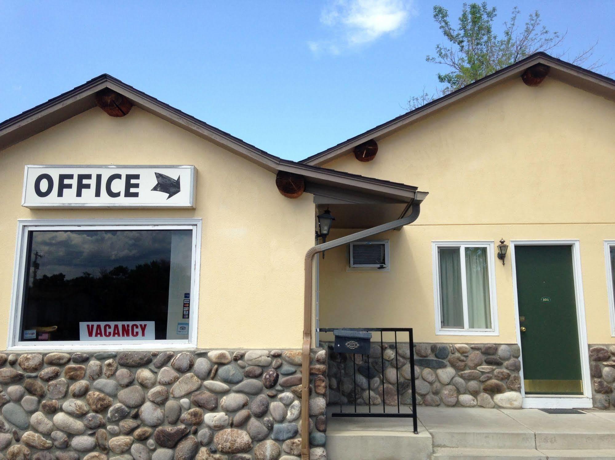 A Western Rose Motel Cody Exterior photo